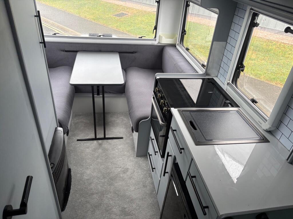 1997 Swift Lifestyle 664 lifestyle